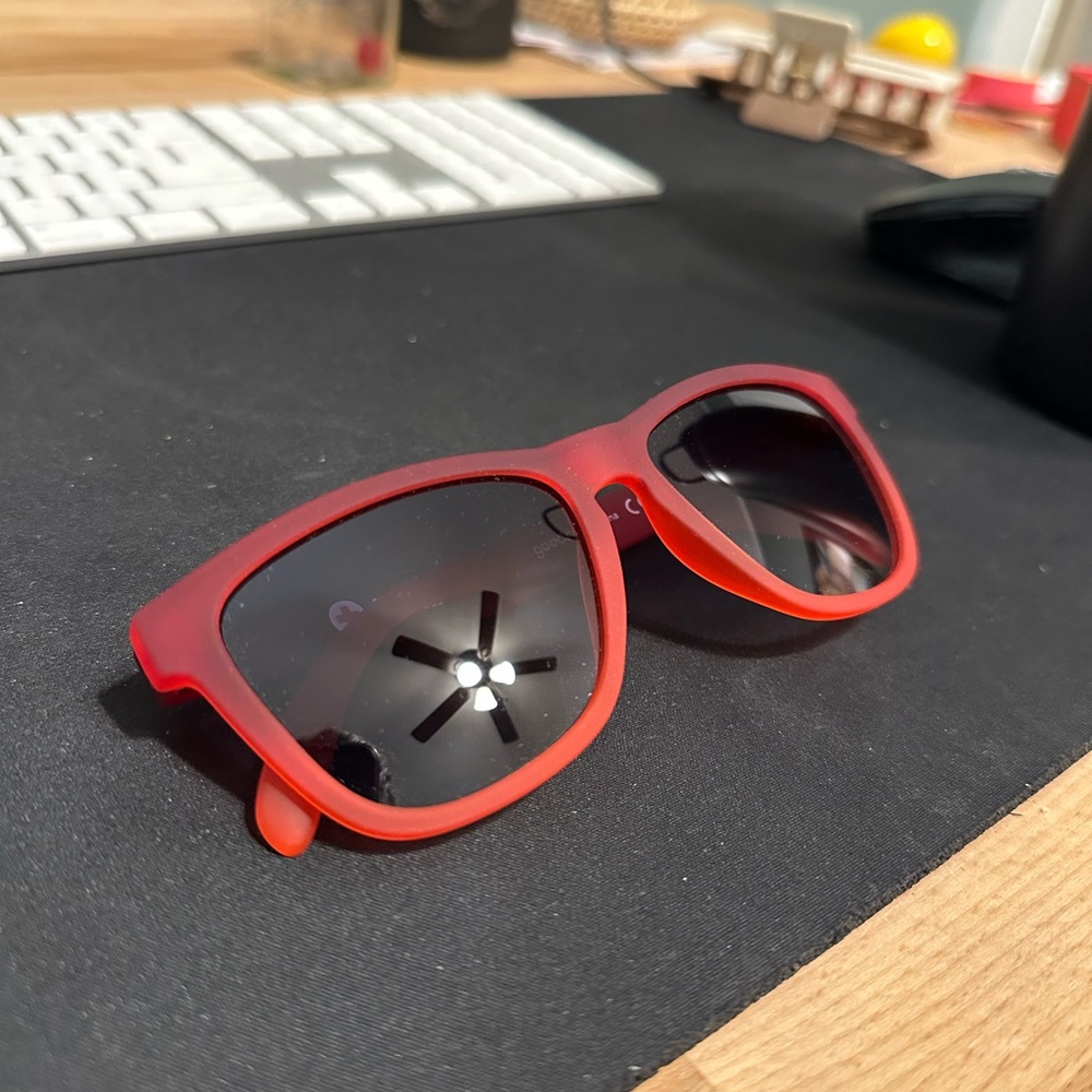 🆕 GOODR x AMERICAN RED CROSS LIMITED EDITION SUNGLASSES